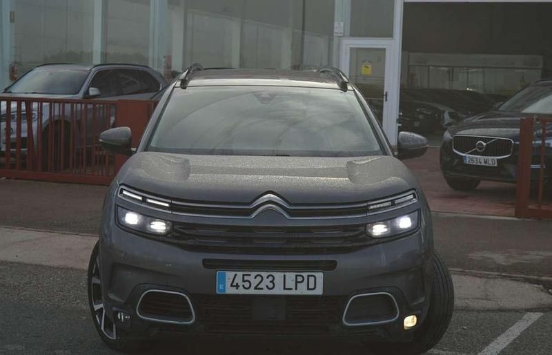 Usado Citroën C5 Aircross Shine 131 CV (96 kW) 2021 Gris / plata SUV