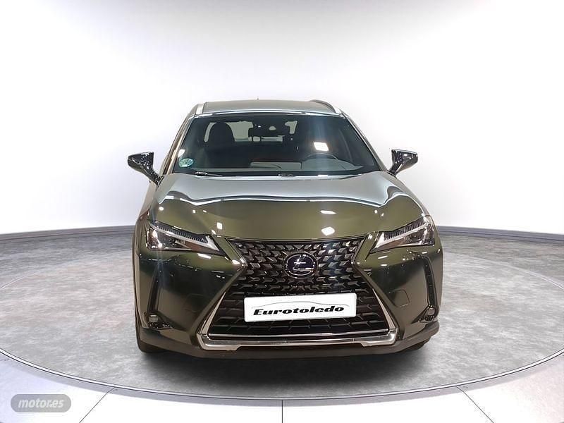 Usado Lexus UX Luxury Line 183 CV (134 kW) 2019 Verde SUV