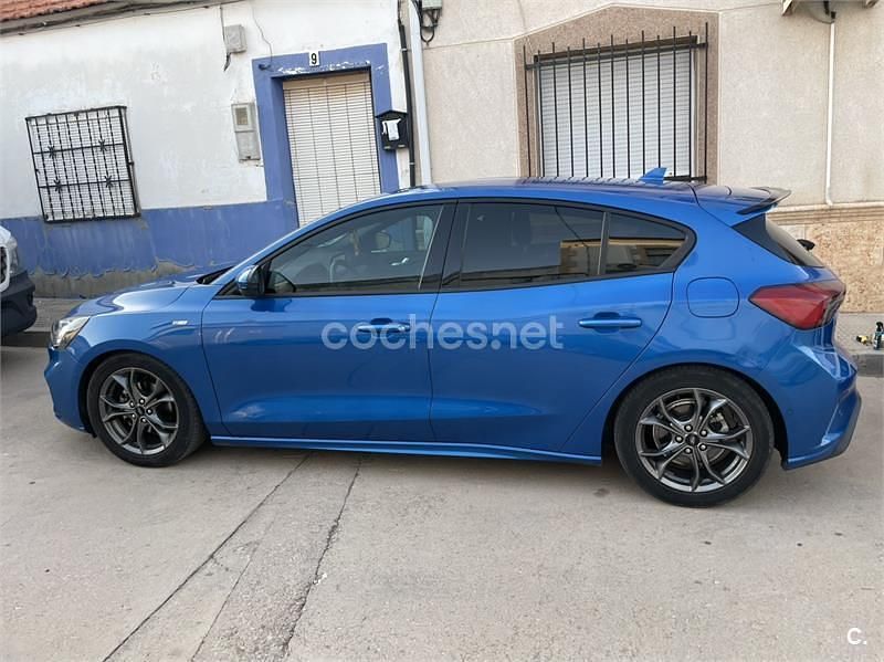 Usado Ford Focus ST-Line 125 CV (91 kW) 2019 Azul Berlina