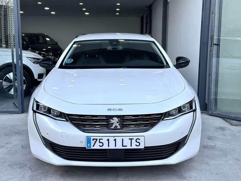 Usado Peugeot 508 SW Active 131 CV (96 kW) 2022 Blanco Familiar