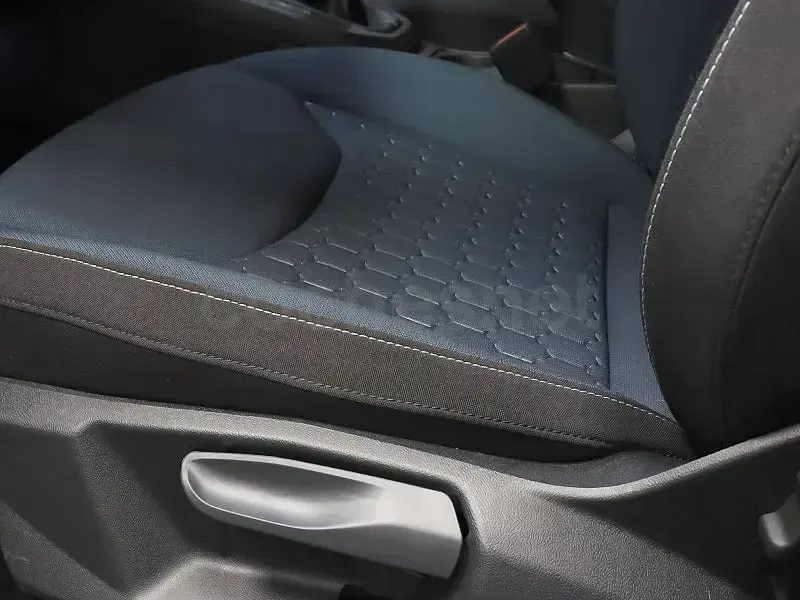 Nuevo Seat Ibiza Style 80 CV (58 kW) 2026 Gris / plata Utilitario