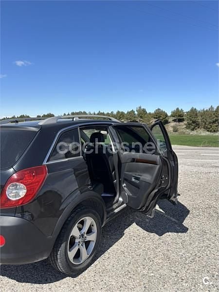 Usado Opel Antara Cosmo 150 CV (110 kW) 2008 Negro SUV