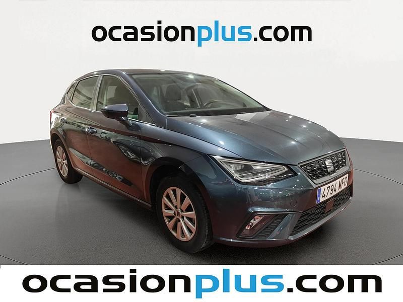 Usado Seat Ibiza Style 80 CV (58 kW) 2023 Gris Utilitario
