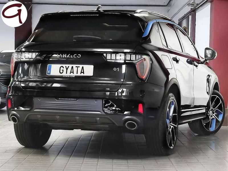 Usado Lynk & Co 01 261 CV (191 kW) 2023 Negro SUV