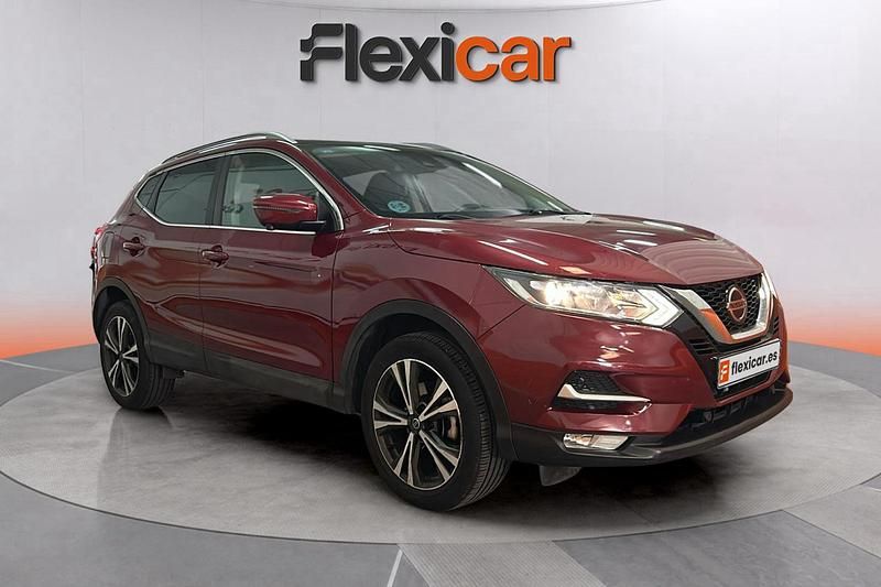 Burdeos Usado 2018 Nissan Qashqai N-Connecta SUV | 13.470 € (Precio justo) - Imagen 1/4