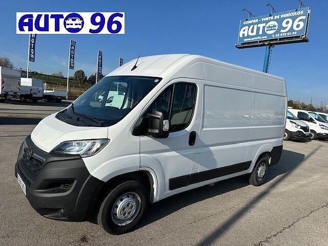 Usado Opel Movano Edition 140 CV (102 kW) 2023 Blanco Berlina