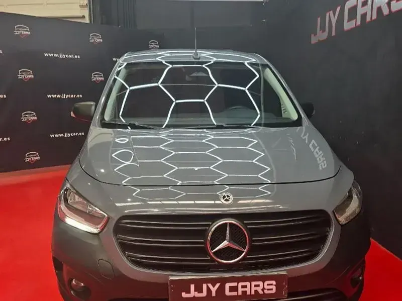 Usado Mercedes Citan 110 95 CV (69 kW) 2022 Gris / plata Familiar