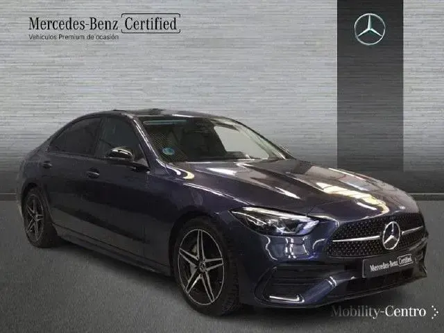 Usado Mercedes C220 200 CV (147 kW) 2025 Azul sodalita Berlina