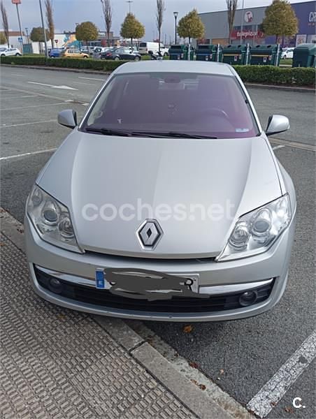 Gris / plata Usado 2009 Renault Laguna III Expression Berlina | 5200 € (Precio justo) - Imagen 1/4