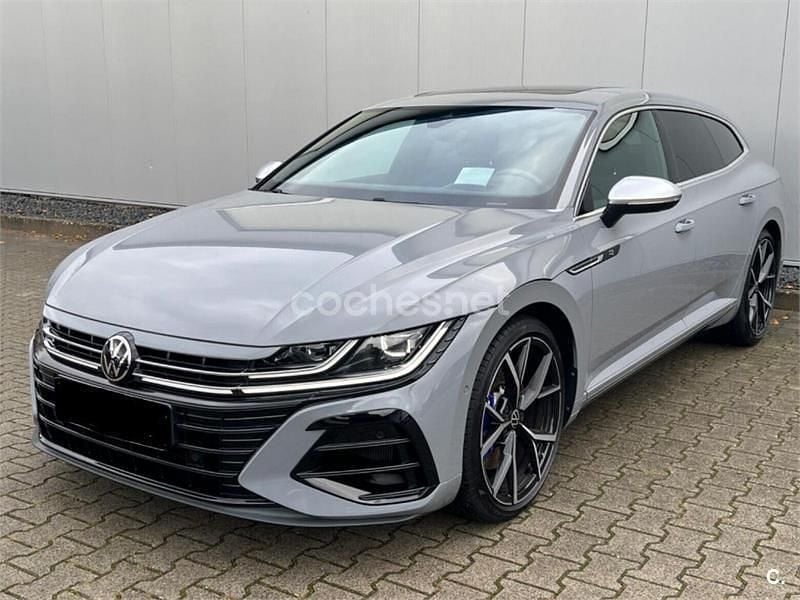 Usado VW Arteon R-line 150 CV (110 kW) 2023 Gris / plata Familiar