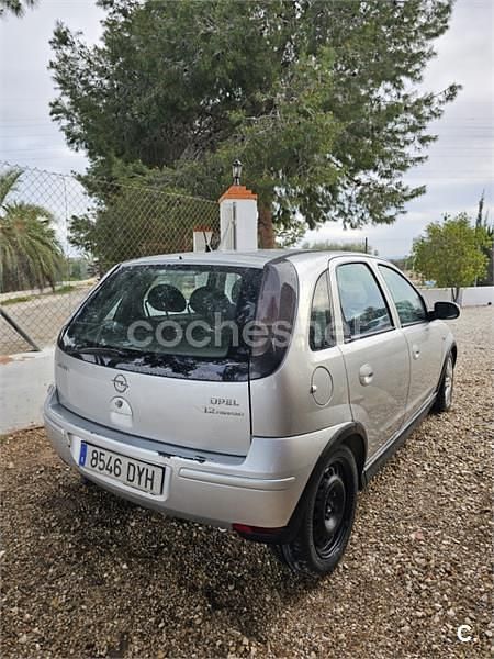 Usado Opel Corsa 80 CV (58 kW) 2006 Gris / plata Utilitario