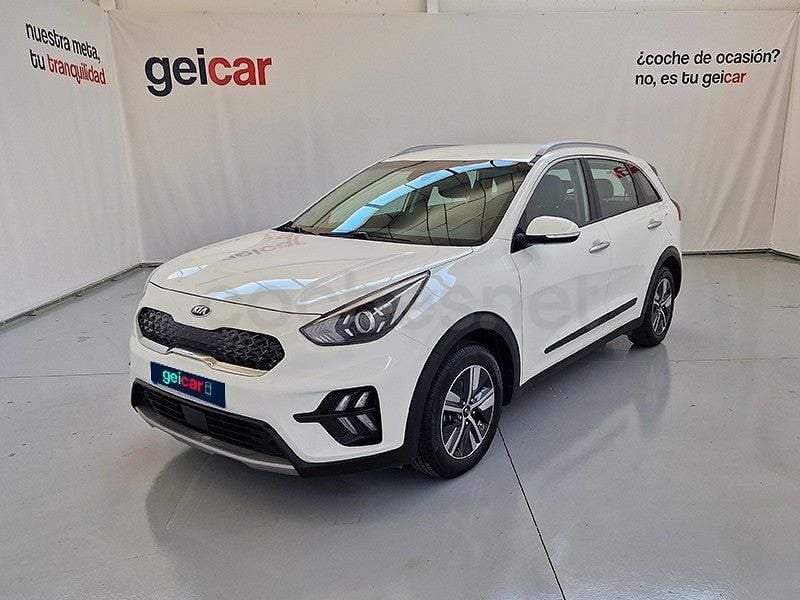 Usado Kia Niro 141 CV (103 kW) 2021 Blanco SUV