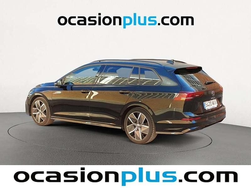 Usado VW Golf VIII R-line 150 CV (110 kW) 2024 Negro Familiar