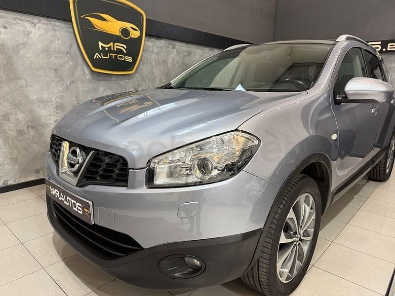 Usado Nissan Qashqai +2 Tekna 110 CV (80 kW) 2011 Gris / plata SUV