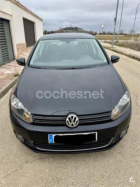 Usado VW Golf VII Sport 140 HP (102 kW) 2012 Preto Sedan