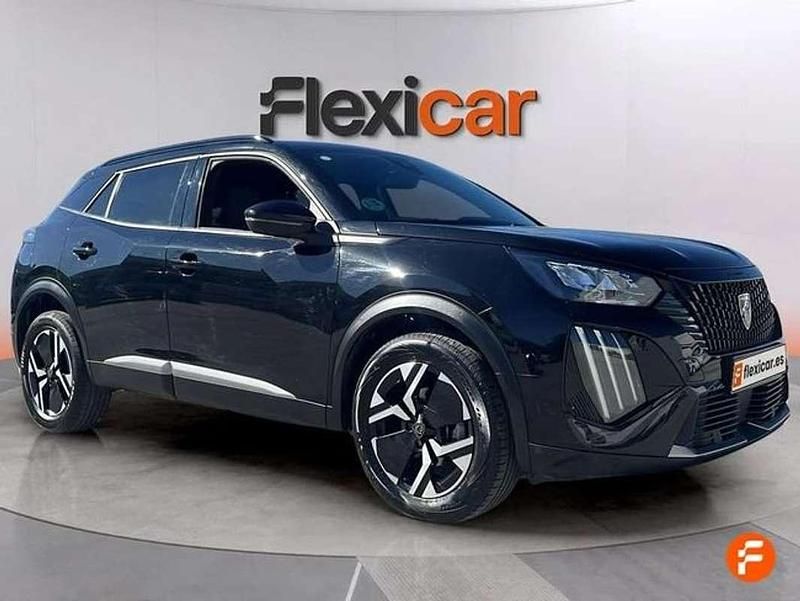 Usado Peugeot 2008 Allure 102 HP (75 kW) 2024 Preto SUV