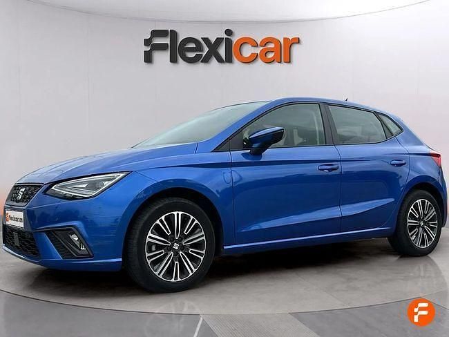 Usado Seat Ibiza Style 110 CV (80 kW) 2023 Azul Berlina