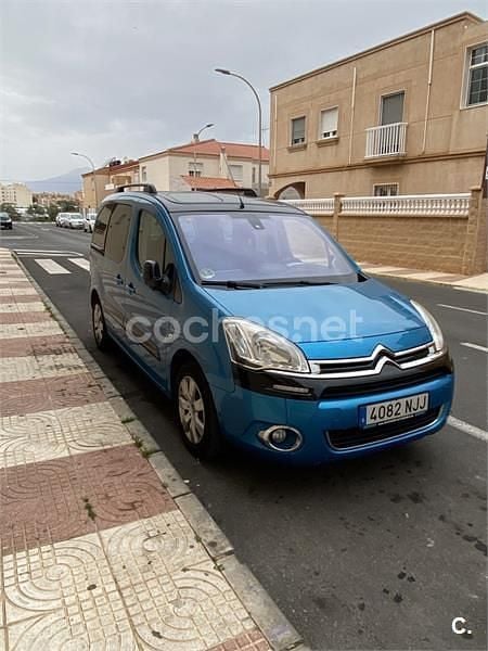 Usado Citroën Berlingo Seduction 114 CV (83 kW) 2014 Azul Monovolumen