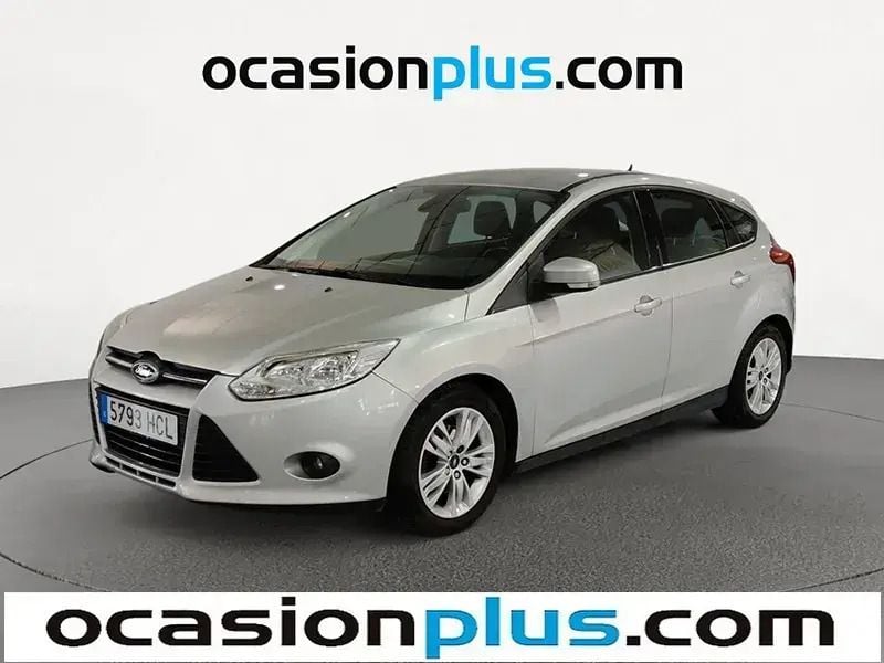 Gris plata Usado 2011 Ford Focus Trend Utilitario | 7900 € (Precio justo) - Imagen 1/4