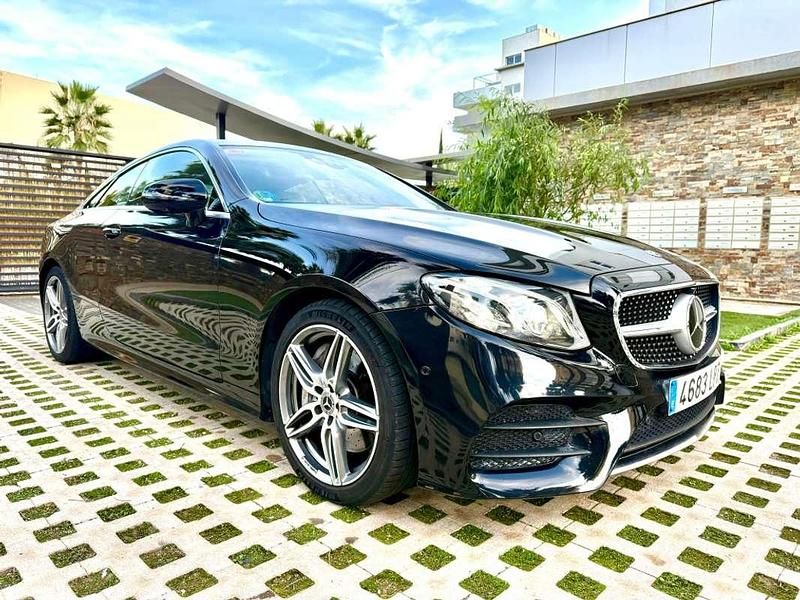 Usado Mercedes E400 333 CV (244 kW) 2017 Negro Coupe