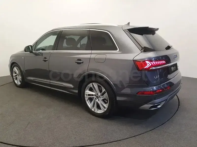 Usado Audi Q7 S-line plus 381 CV (280 kW) 2023 Gris / plata SUV