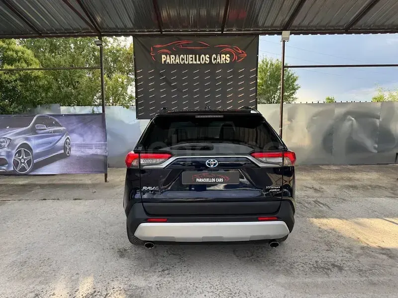 Usado Toyota RAV4 Hybrid Advance 222 CV (163 kW) 2021 Azul SUV
