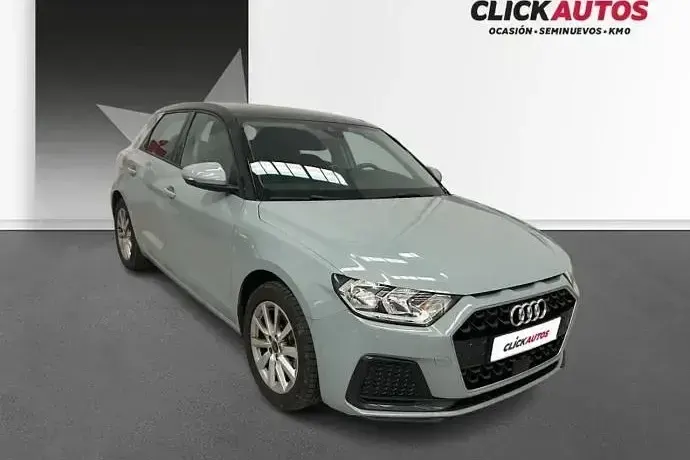 Usado Audi A1 Advanced 116 CV (85 kW) 2025 Gris SUV
