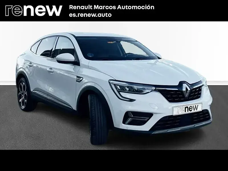Usado Renault Arkana Zen 145 CV (106 kW) 2022 Blanco SUV