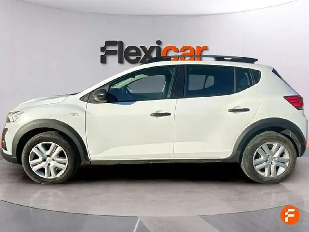 Usado Dacia Sandero Expression 101 HP (74 kW) 2023 Branco Citadino