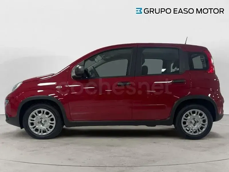 Nuevo Fiat Panda 70 CV (51 kW) 2026 Rojo Utilitario