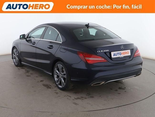 Usado Mercedes CLA200 Urban 156 CV (114 kW) 2017 Azul Berlina