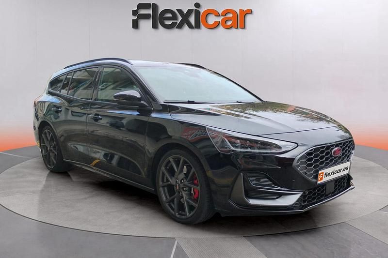Negro Usado 2023 Ford Focus ST Familiar | 28.990 € (Buen precio) - Imagen 1/4