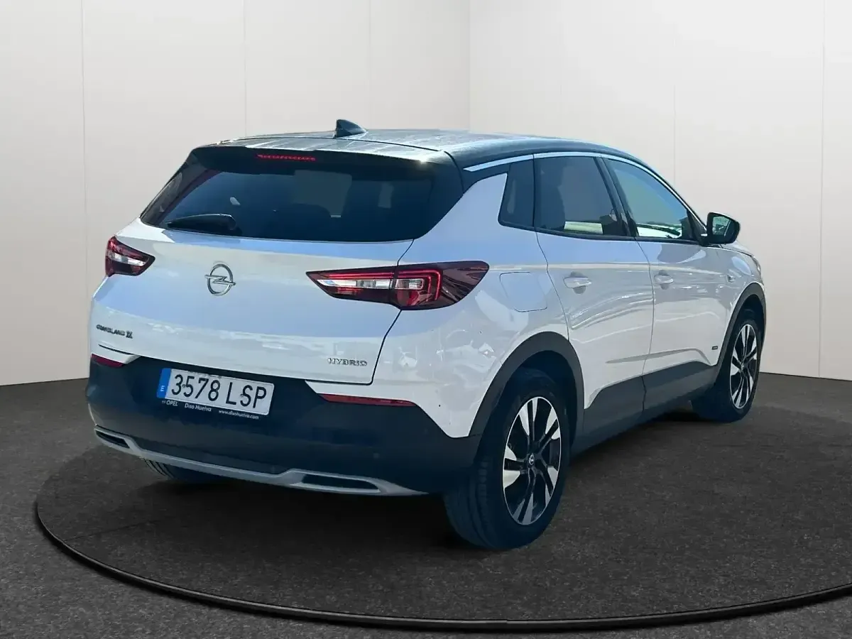 Usado Opel Grandland X Ultimate 225 CV (165 kW) 2021 Blanco SUV