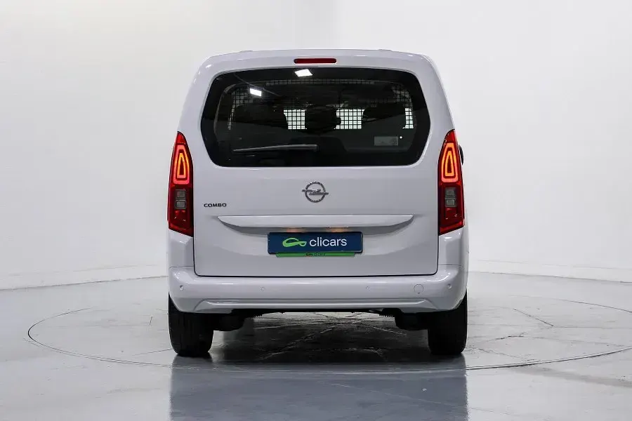 Usado Opel Combo Business Edition 100 CV (73 kW) 2022 Monovolumen