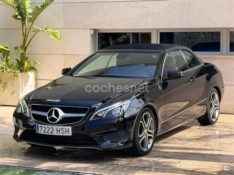 Usado Mercedes E220 Elegance 170 CV (125 kW) 2013 Negro Descapotable