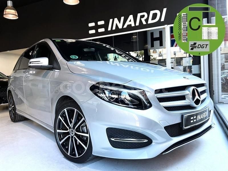Gris / plata Usado 2017 Mercedes B200 Monovolumen | 19.890 € (Precio justo) - Imagen 1/4