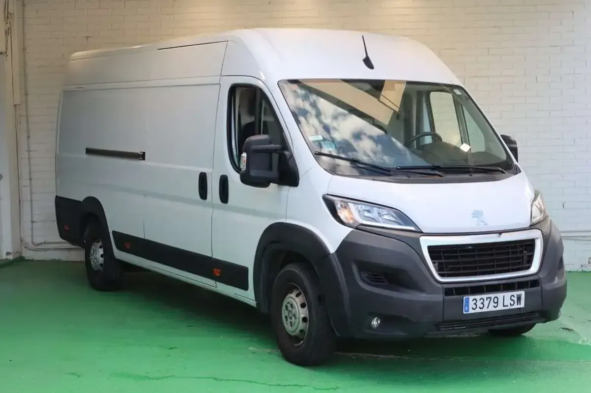 Usado Peugeot Boxer S 139 CV (102 kW) 2021 Blanco Van