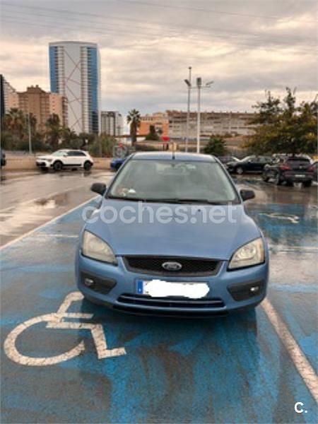 Azul Usado 2005 Ford Focus Trend Familiar | 3200 € (Precio justo) - Imagen 1/4