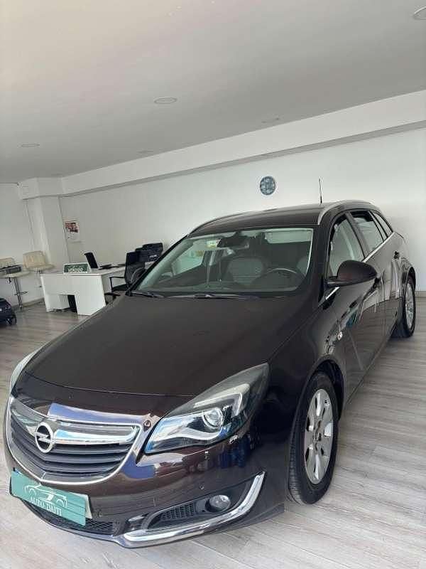 Usado Opel Insignia 101 CV (74 kW) 2017 Burdeos Familiar
