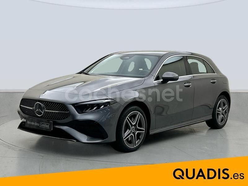 Gris montaña Usado 2025 Mercedes A250 AMG line Berlina | 36.900 € (Precio justo) - Imagen 1/4