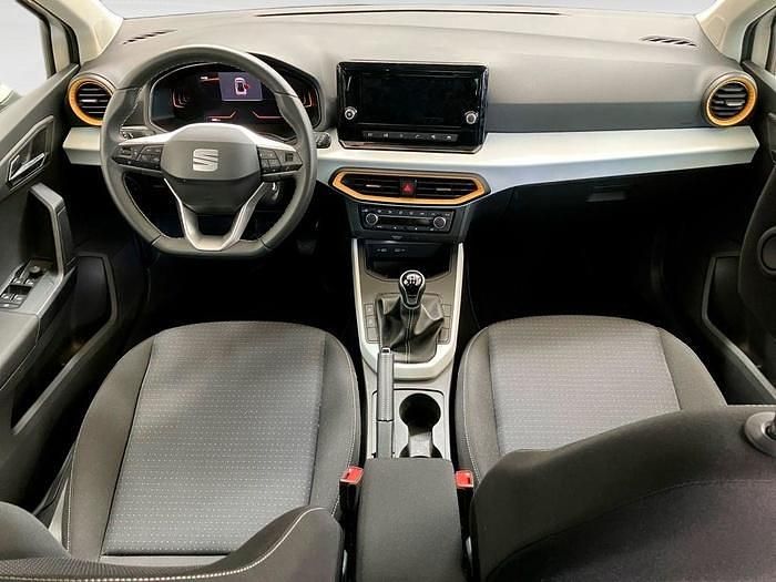 Usado Seat Arona Style 115 CV (84 kW) 2025 Blanco SUV
