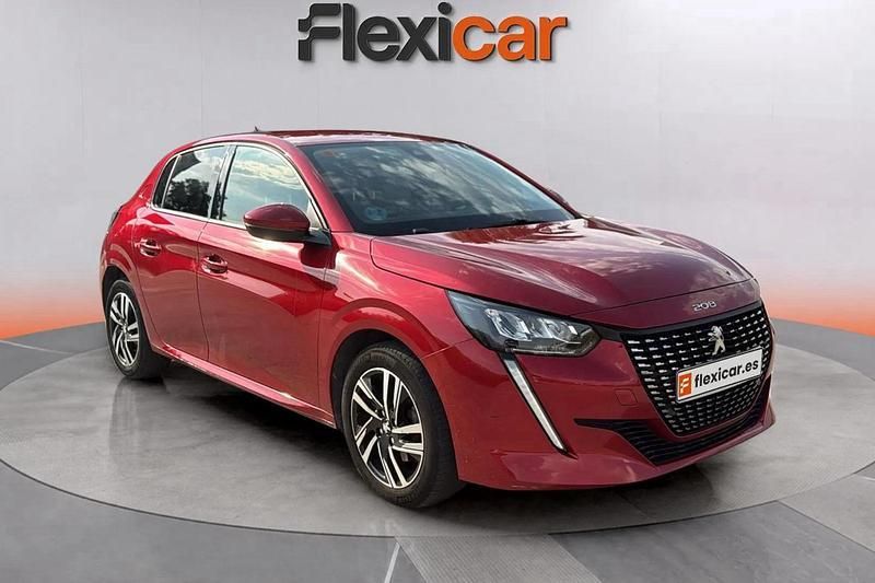 Rojo Usado 2021 Peugeot 208 Allure Utilitario | 12.290 € (Precio justo) - Imagen 1/4