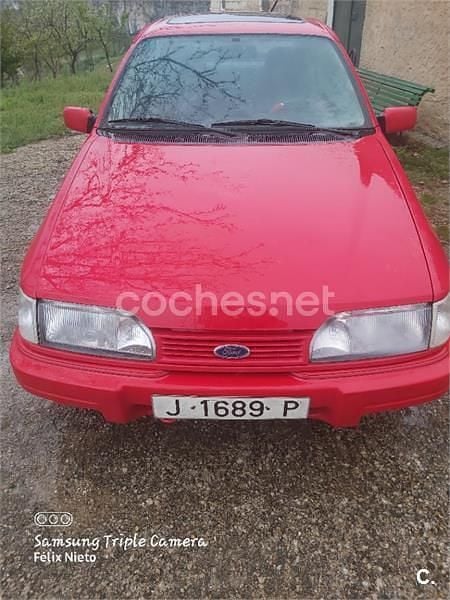 Usado Ford Sierra 118 CV (86 kW) 1991 Rojo Berlina