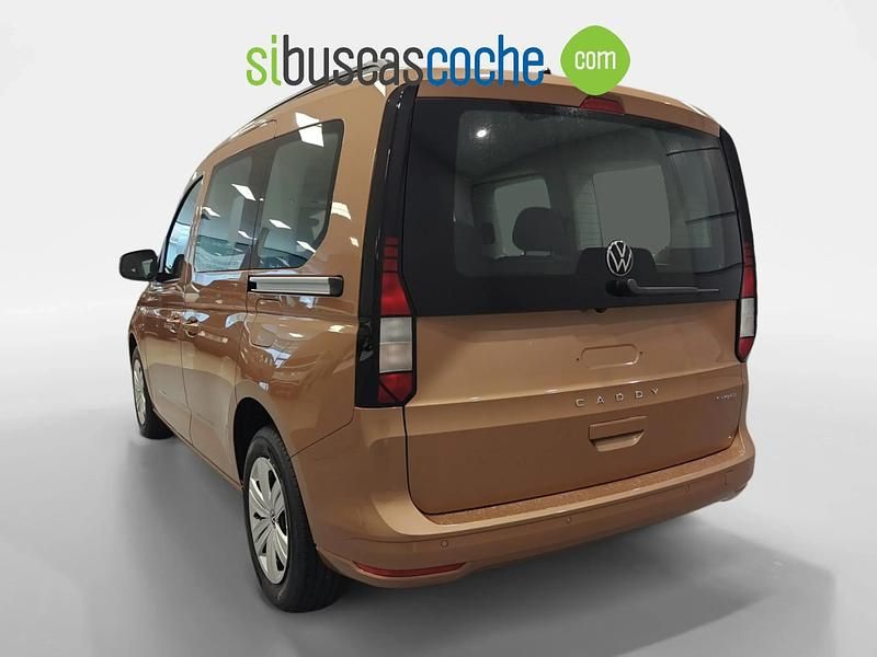 Usado VW Caddy 116 CV (85 kW) 2026 Beige Monovolumen