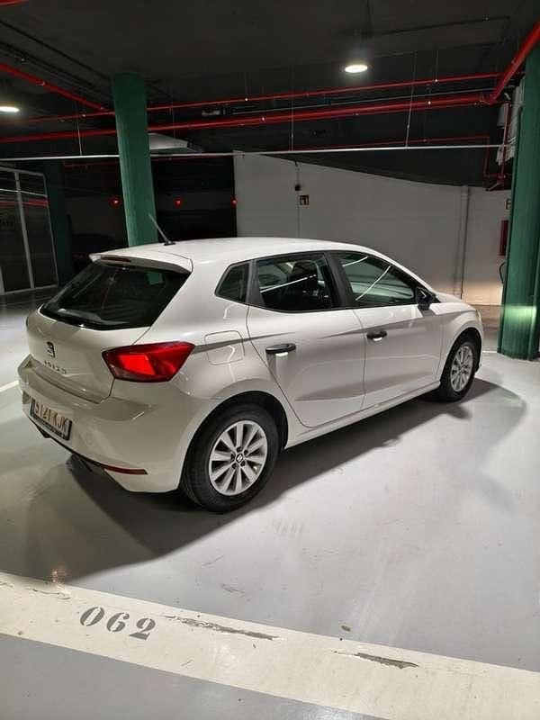 Usado Seat Ibiza Reference 94 CV (69 kW) 2018 Blanco Utilitario