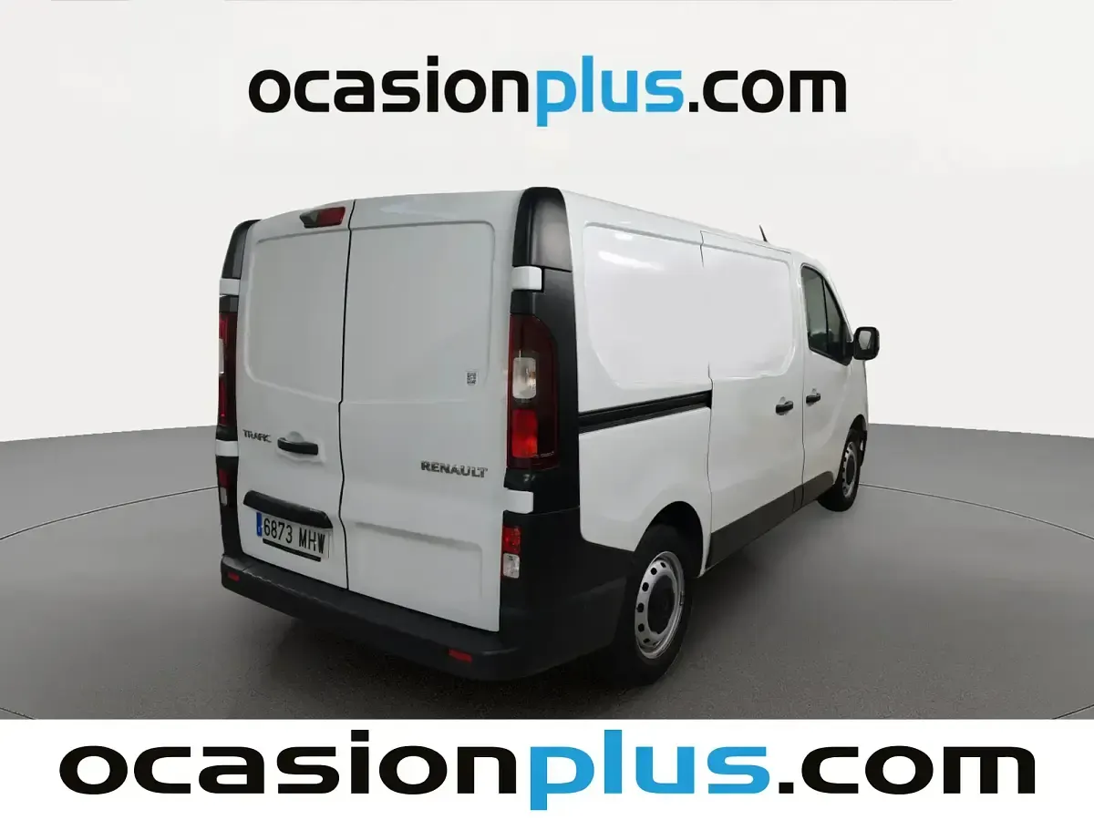 Usado Renault Trafic 130 CV (95 kW) 2023 Blanco Monovolumen