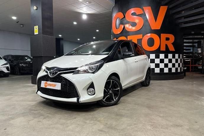 Usado Toyota Yaris Active 100 CV (73 kW) 2016