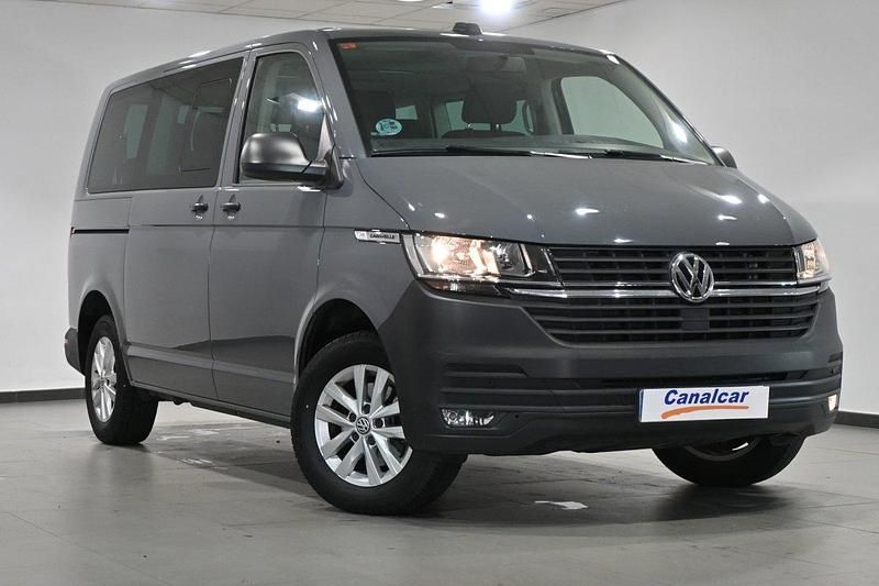 Usado VW Caravelle 150 CV (110 kW) 2021 Gris Van