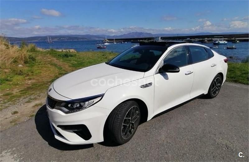 Usado Kia Optima GT-Line 136 CV (100 kW) 2019 Blanco Berlina