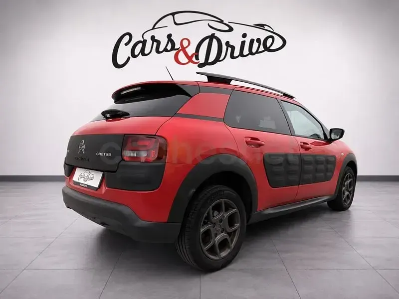 Usado Citroën C4 Cactus Feel 100 CV (73 kW) 2014 Rojo Utilitario